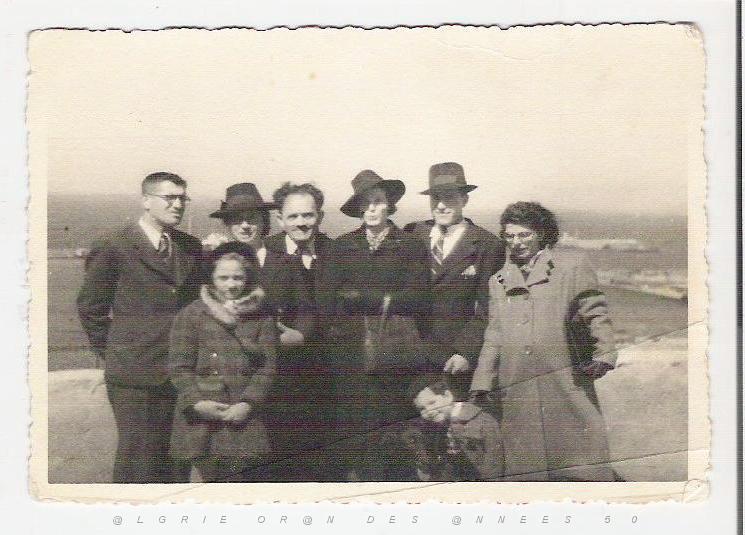 Mariage de mes parents 1942.JPG